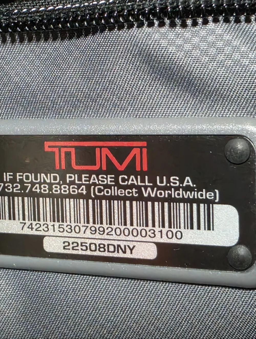 Tumi Jarvis Tote 22508DNY. Japan Exclusive. Rare Model. Navy Leather/Blk Ballist